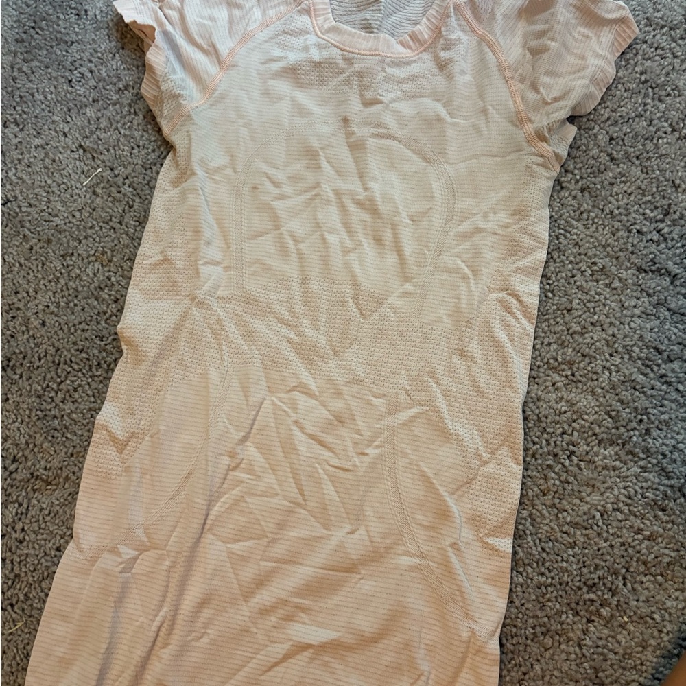 Lululemon Athletica Soft Pink Short Sleeve